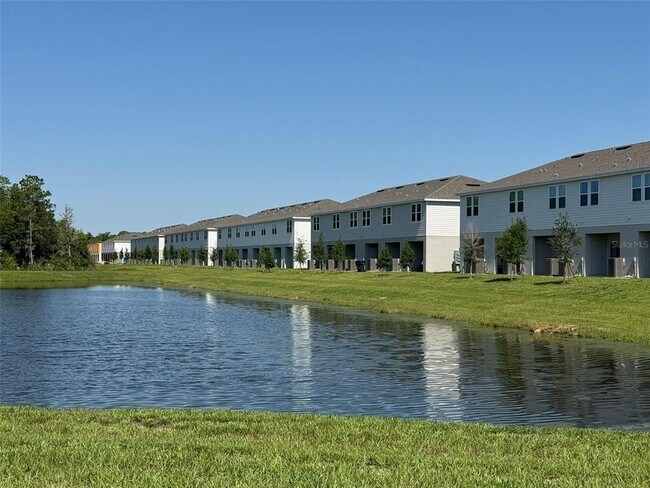 Building Photo - 3133 Skyline Lp