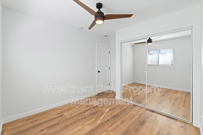 Building Photo - 4026 Charles St