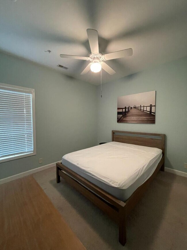 Building Photo - 908 Resort Cir