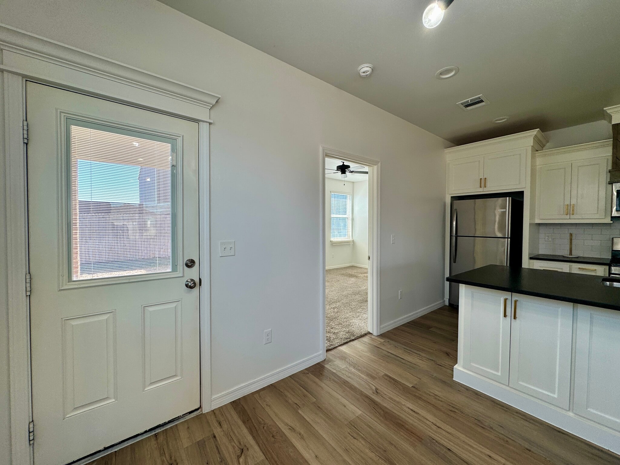 Building Photo - 704 Hornady St