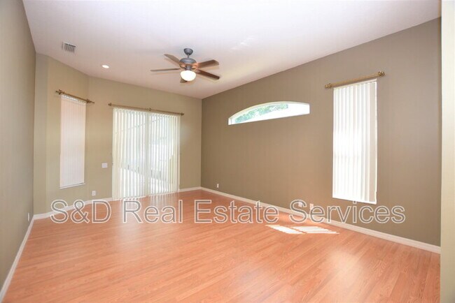 Building Photo - 2218 Longleaf Cir