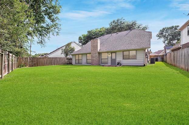 Building Photo - 3807 Cedar Valley Dr