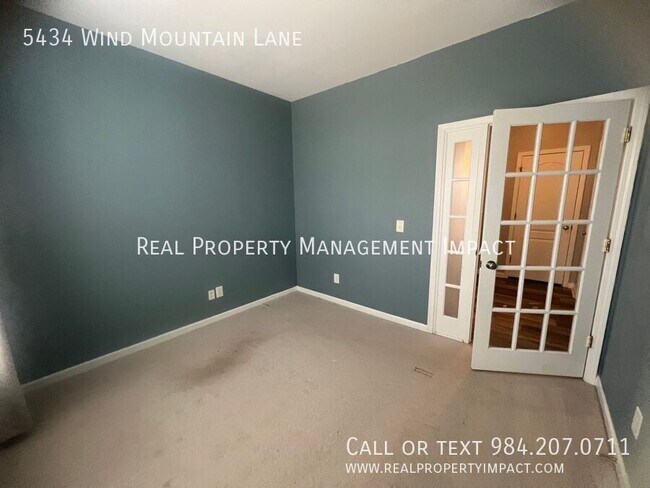 Building Photo - 5434 Wind Mountain Ln