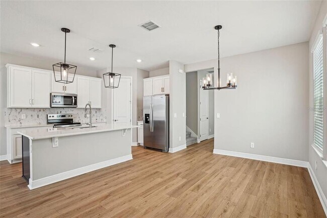 Building Photo - 5093 Railroad Vine Aly