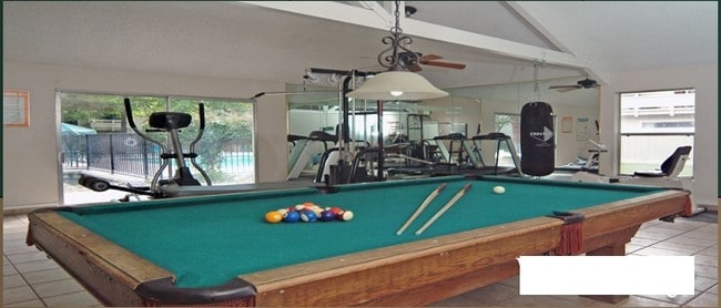 Clubhouse - Waters Edge Apartments