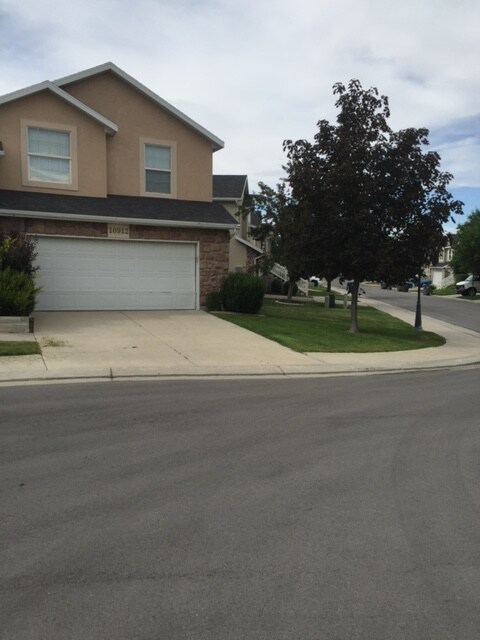 Building Photo - 10912 Poplar Brook Pl