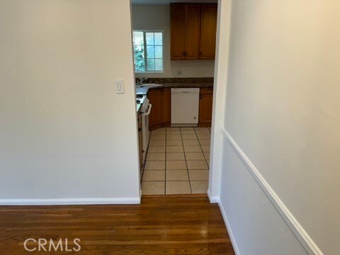Building Photo - 5447 W 141st St