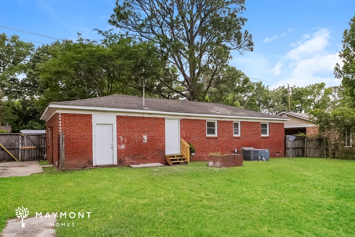 Building Photo - 532 Amy Dr