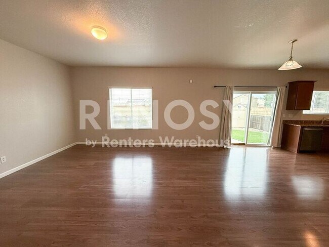 Building Photo - Spacious 4-Bedroom Home with Open Floor Plan and Large Backyard in Thornton