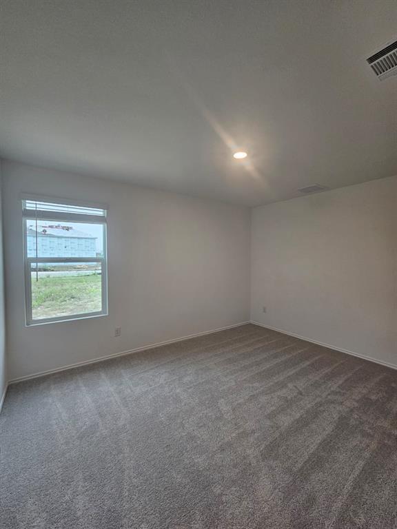 Building Photo - 2329 Silvercloud Dr