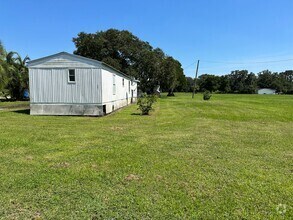 Building Photo - 3/2 Mobile Home  Dover