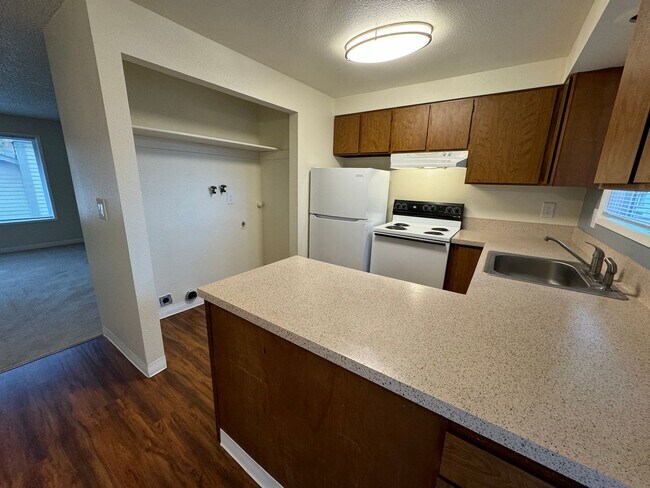 Interior Photo - Village Monroe Apartments