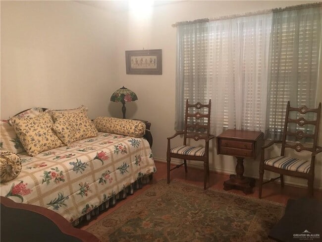 Building Photo - 35 N 41st St