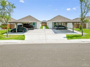 Building Photo - 9 Puffin Ave