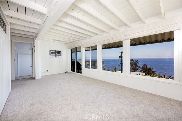 Building Photo - 2260 Crestview Dr