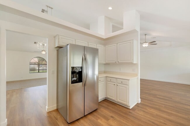 Building Photo - $60K in updates, Single level home in 85254!