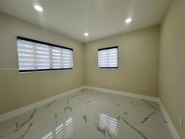 Building Photo - 11800 SW 176th St