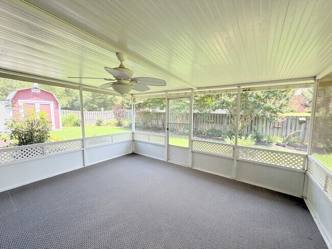 Building Photo - 238 Pebble Brook Dr
