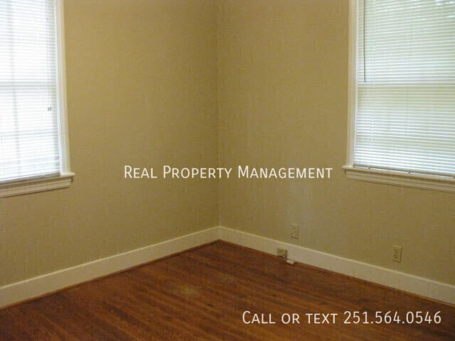 Building Photo - 335 Azalea Cir W