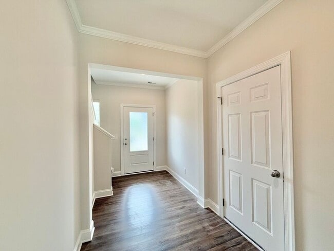 Building Photo - 7312 Vanover Dr