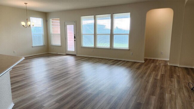 Building Photo - 6229 Mantalcino Dr