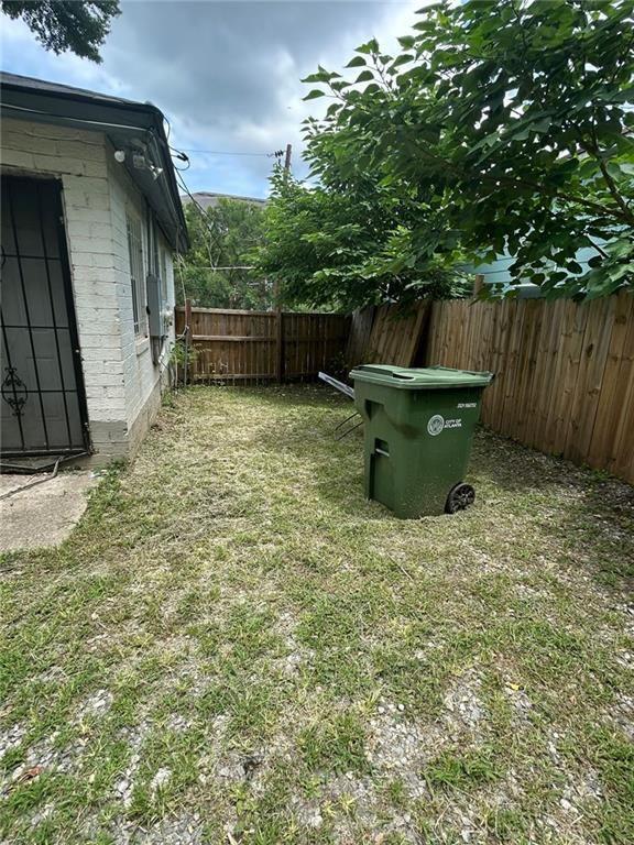 Building Photo - 757 Coleman St SW