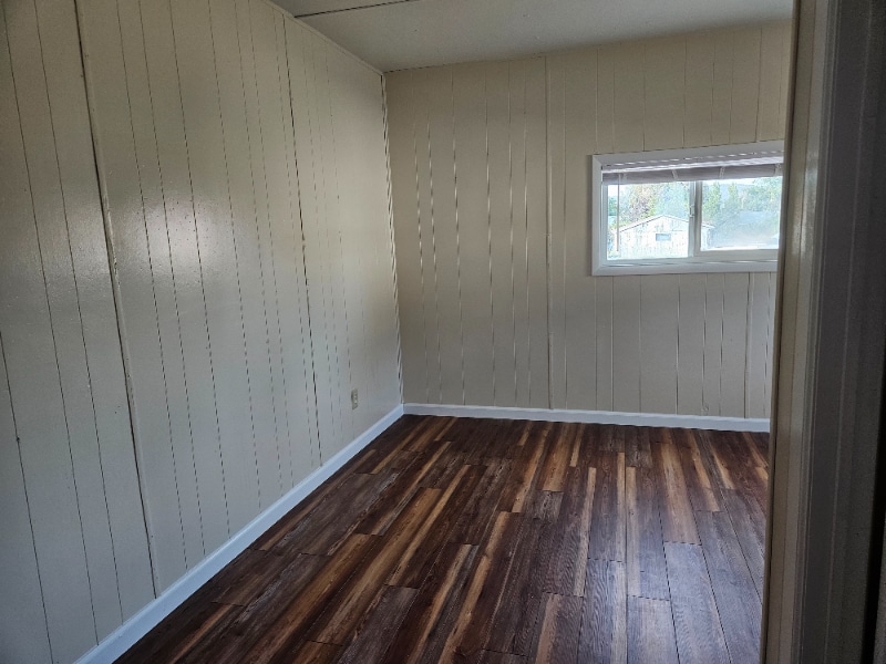 Building Photo - 32 3rd St