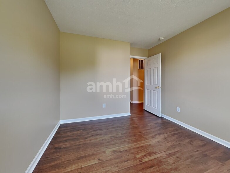 Building Photo - 12134 Carriage Stone Dr