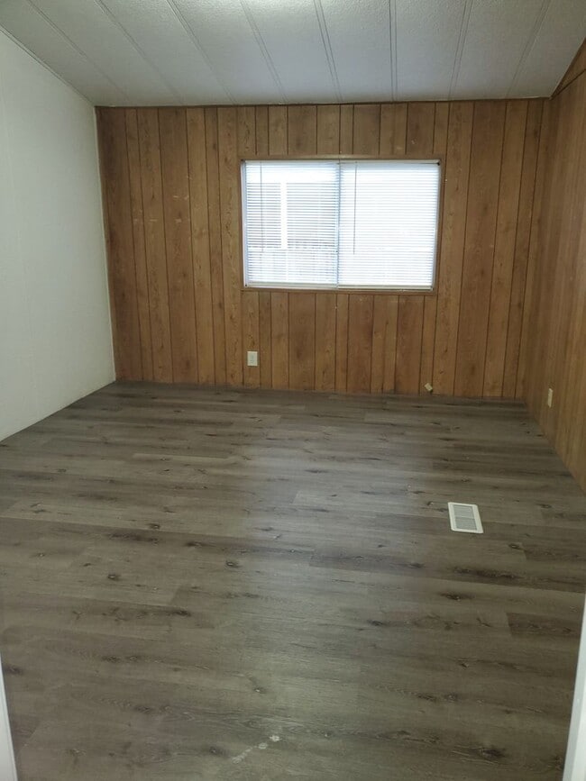 Building Photo - 2bed 2bath Double Wide Mobile