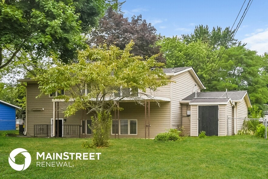 Building Photo - 9121 Shenandoah Dr
