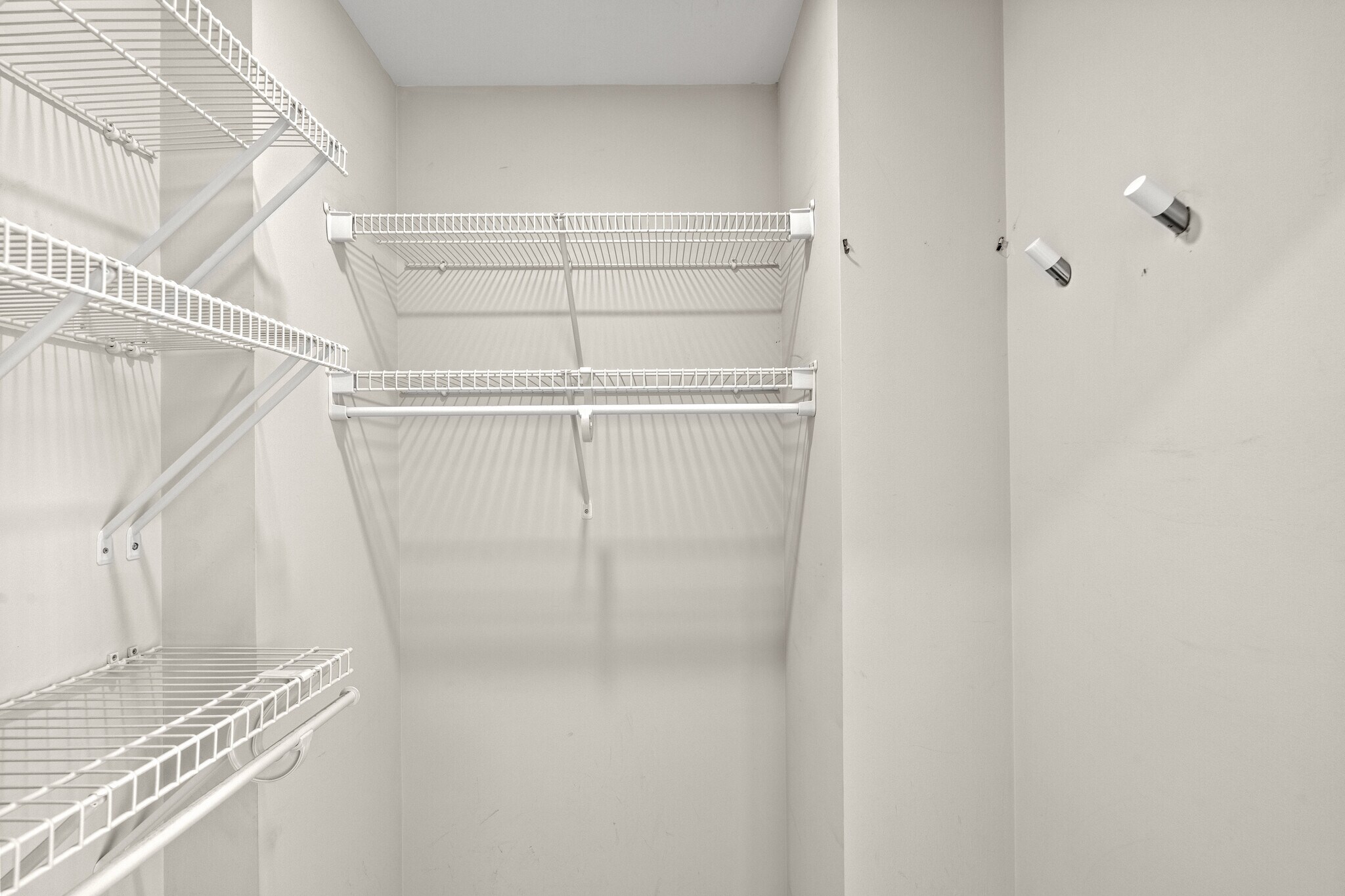 Walk-in Closet #1 - 1390 Kenyon St NW