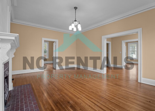 Building Photo - 521 Park Pl