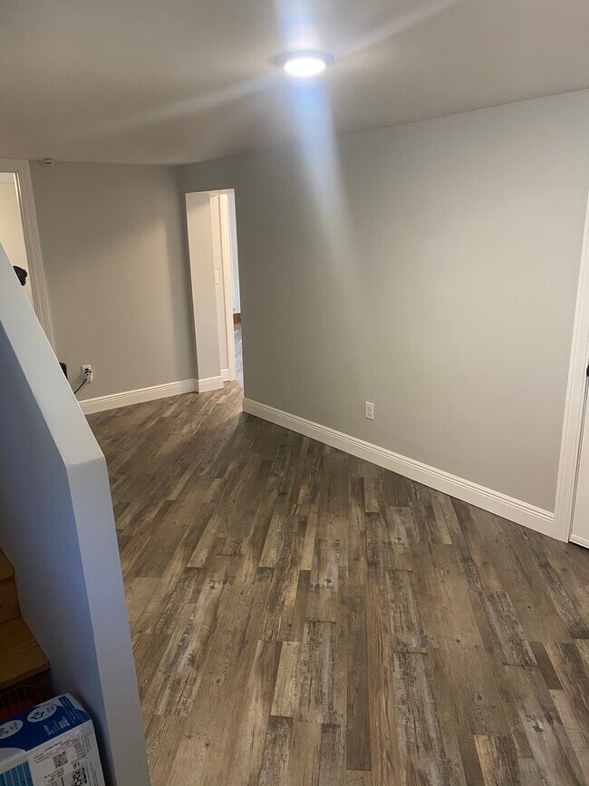 Building Photo - 186 N Lancaster St