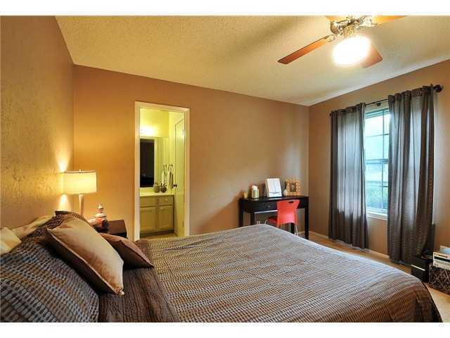 Building Photo - 11421 Pyreneese Dr