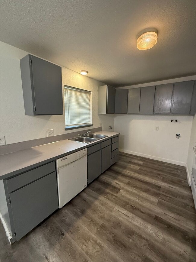 Building Photo - 3bd 1ba home