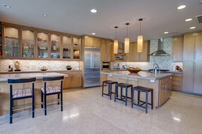 Building Photo - 46115 Sacatan Cir