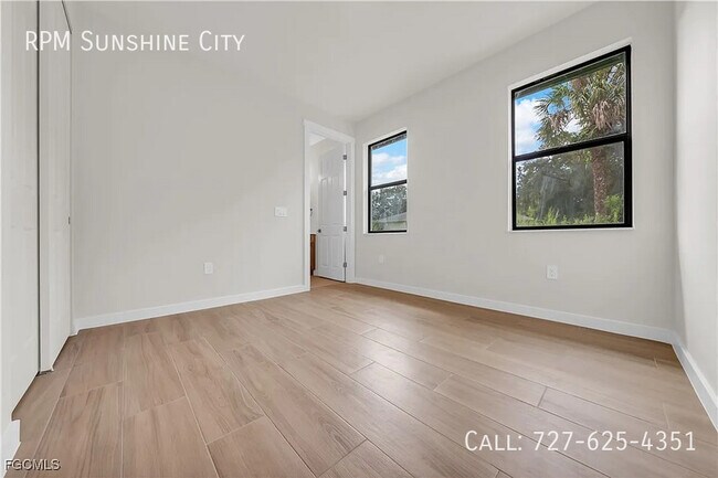 Building Photo - 2719 2nd St NW