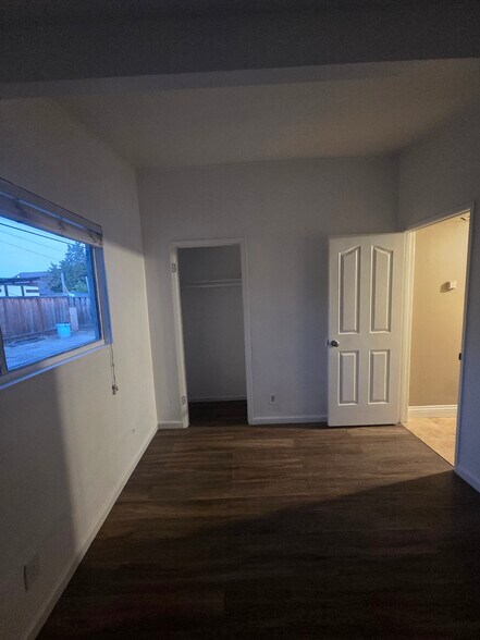 Building Photo - 1742 Orlando Dr