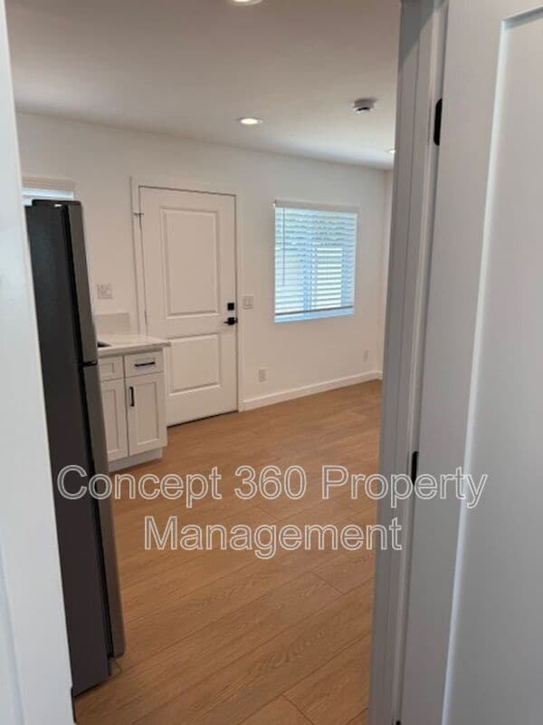 Building Photo - 5300 Glasgow Ct
