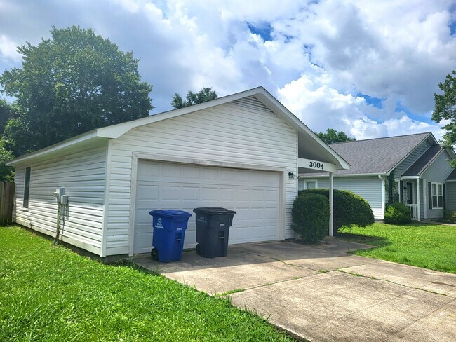 Building Photo - 3004 Steeple Chase Ct