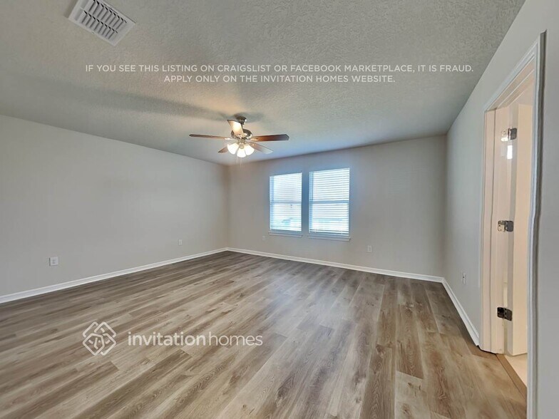 Building Photo - 3831 Spruce Creek Dr