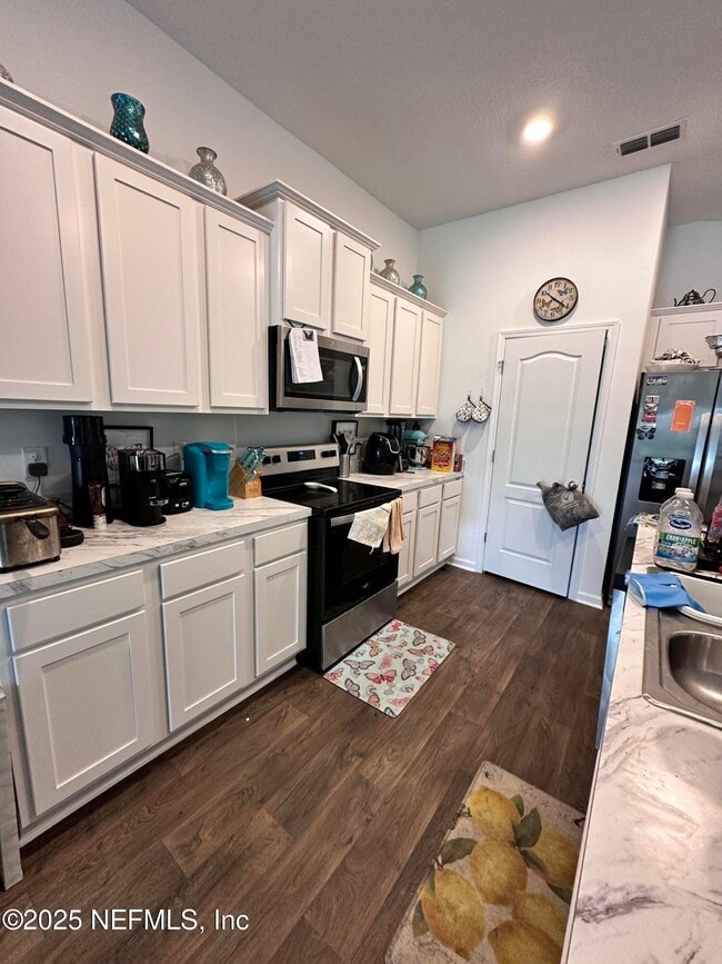 Building Photo - 2769 Oak Stream Dr