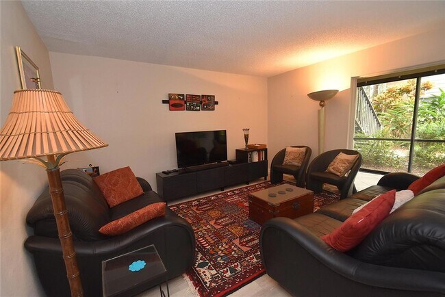 Building Photo - 1608 Bayhouse Point Dr
