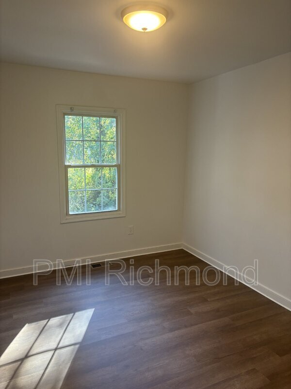 Building Photo - 3411 Chalfont Dr