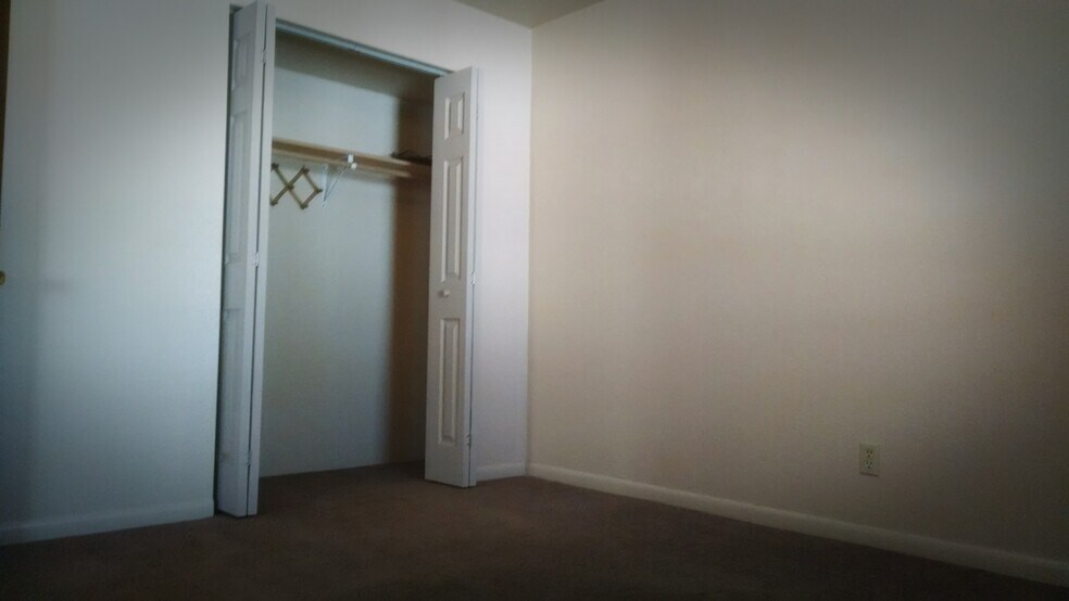 Bedroom 2(Pic 2) - 111 Washington Avenue