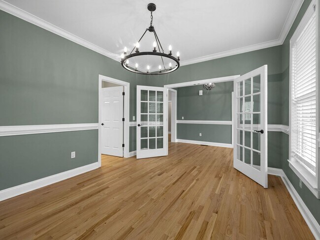 Building Photo - 708 Symmetry Ct