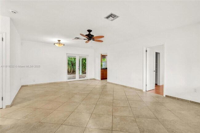 Building Photo - 6890 SW 51st St