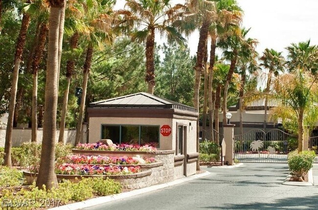 Building Photo - 5250 S Rainbow Blvd