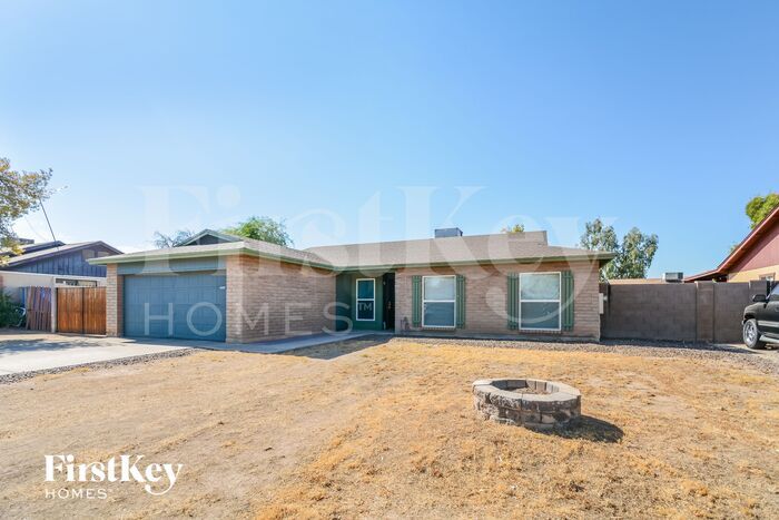 Building Photo - 8725 W Ironwood Dr