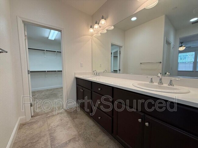 Building Photo - 656 Open Range Ave